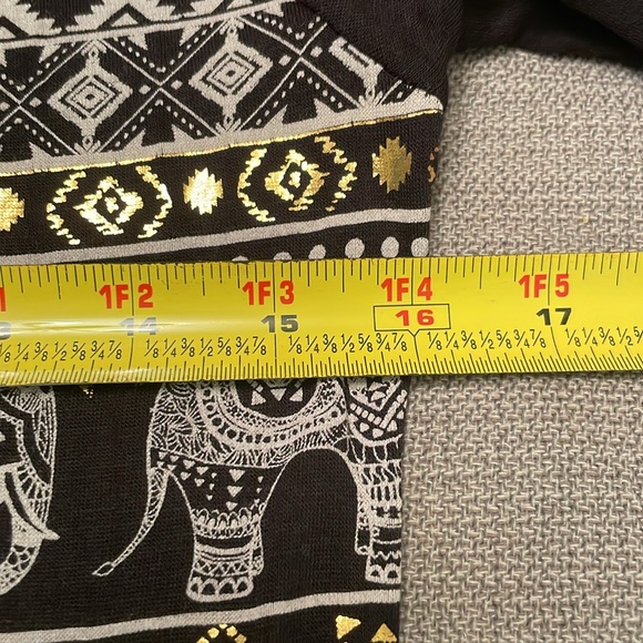 23 Love Street Elephant Print Long sleeve Top with Crochet Fringe Hemline - Picture 6 of 11